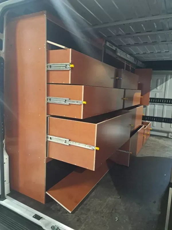 aménagement intérieur véhicule utilitaire