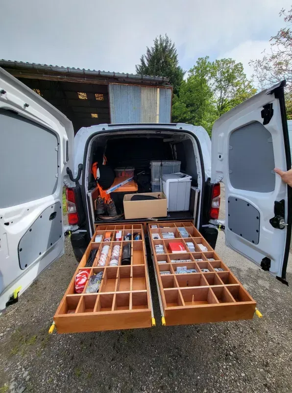 aménagement intérieur véhicule utilitaire