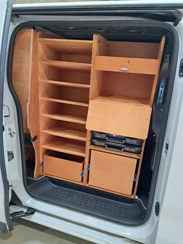 aménagement intérieur véhicule utilitaire